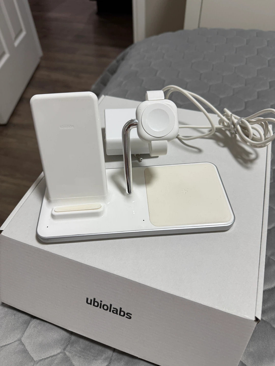 Ubiolabs 3-in-1 Wireless Charging Station