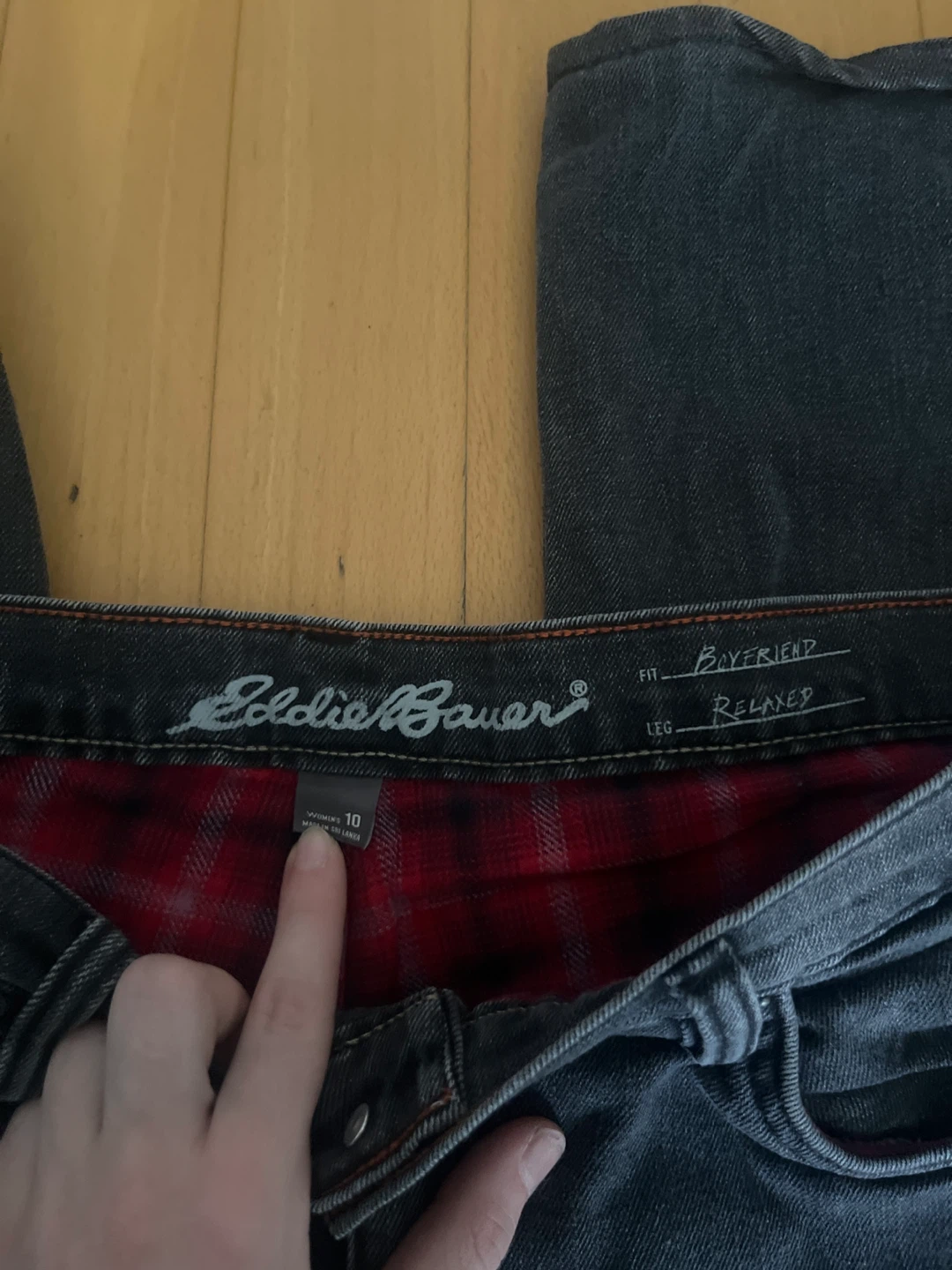 Eddie Bauer Boyfriend Fit Relaxed Leg Jeans - photo 2