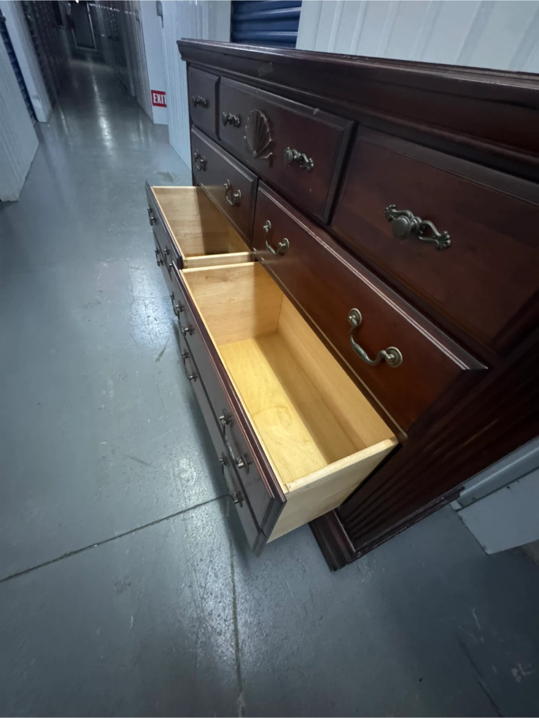 Wooden Dresser with 7 Drawers - photo 5