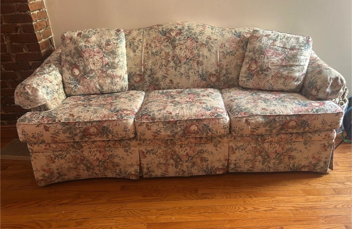 Beautiful Vintage Floral Cottage Core 3 Seater Sofa 💚 - photo 3