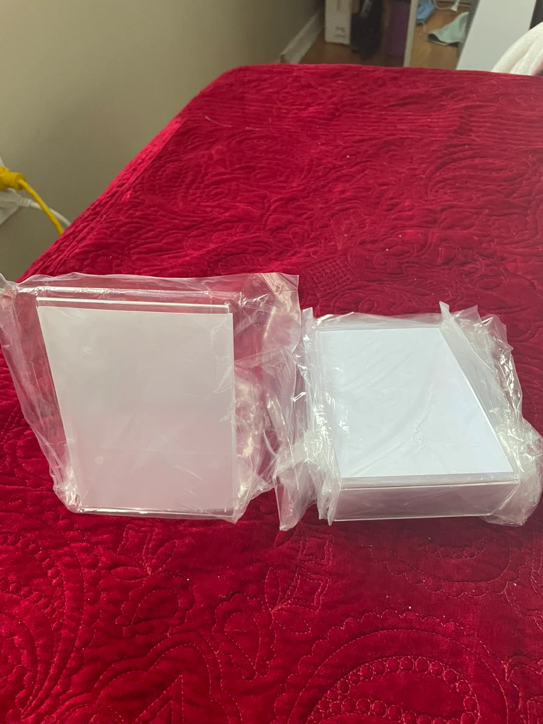 BRAND NEW Clear Acrylic Sign Holders 4x6 - photo 3