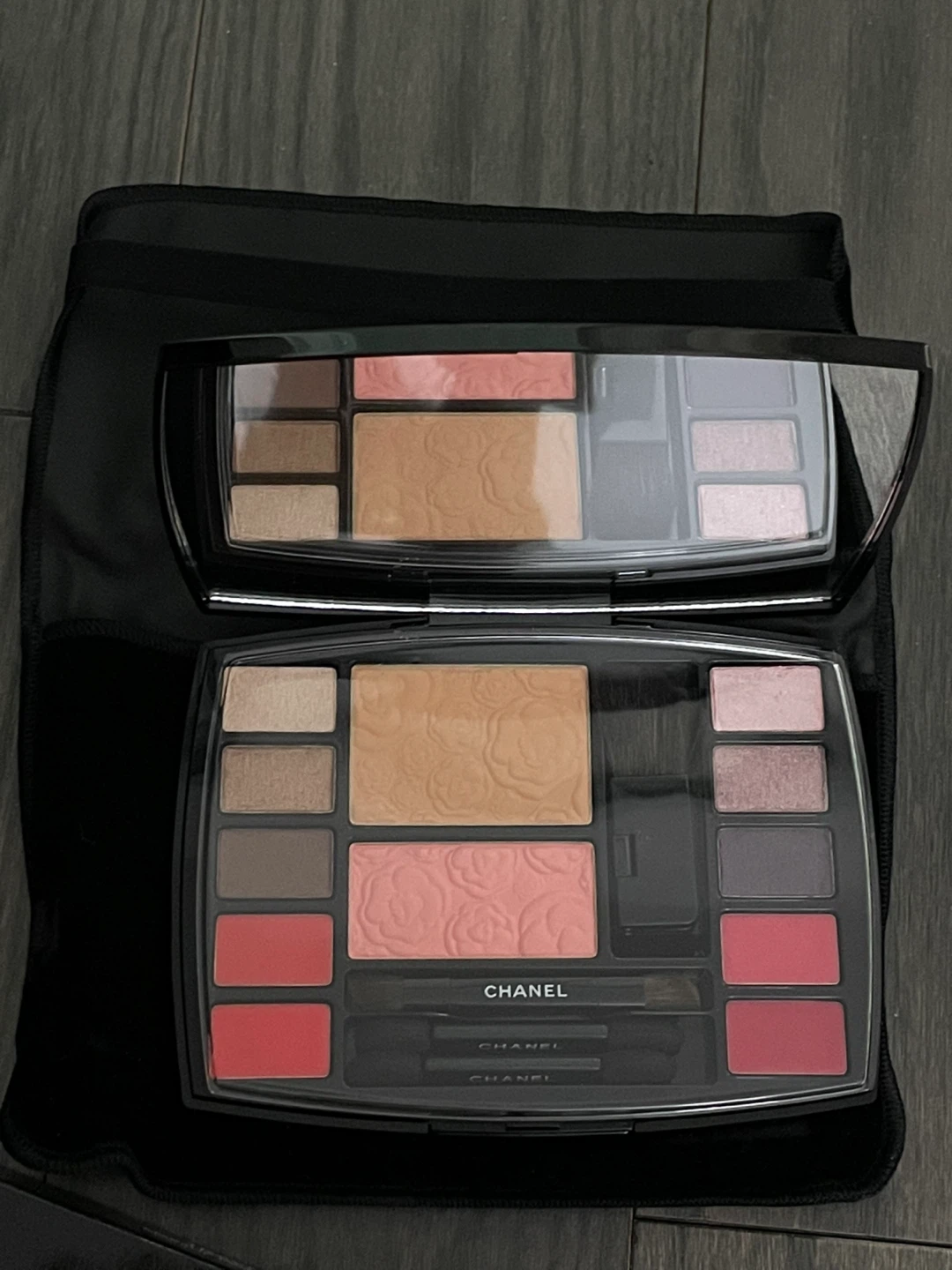 CHANEL Travel Makeup Palette