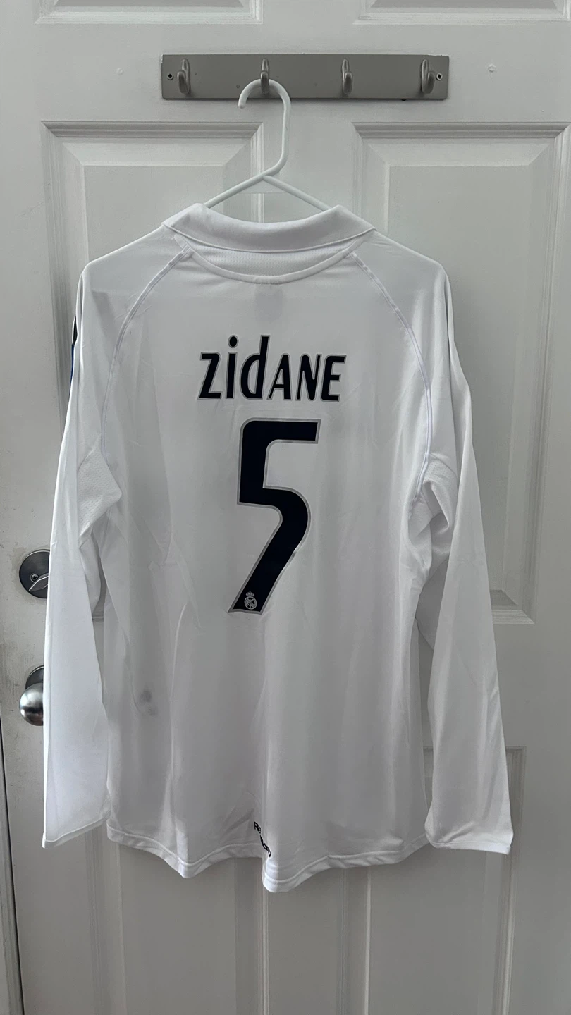 05’ Real Madrid Zidane shirt (L) - photo 2