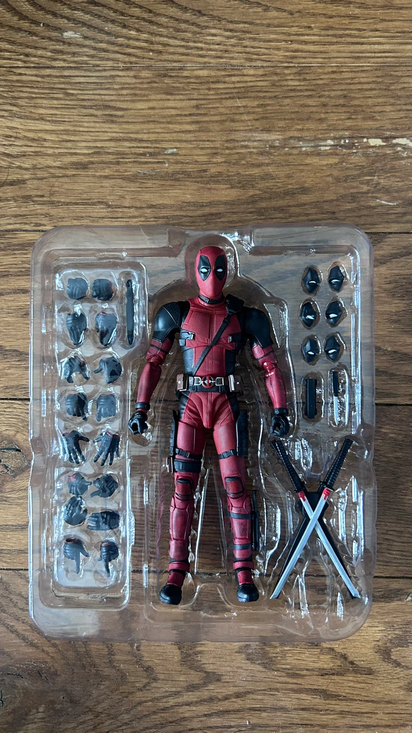 Bandai Tamashii Nations Deadpool Action Figure - photo 2