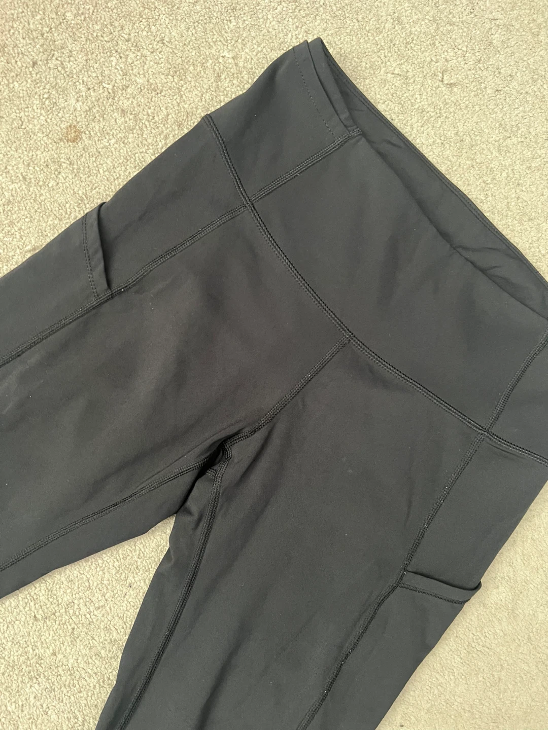 Lululemon Black Leggings with Pockets size 8 - photo 2