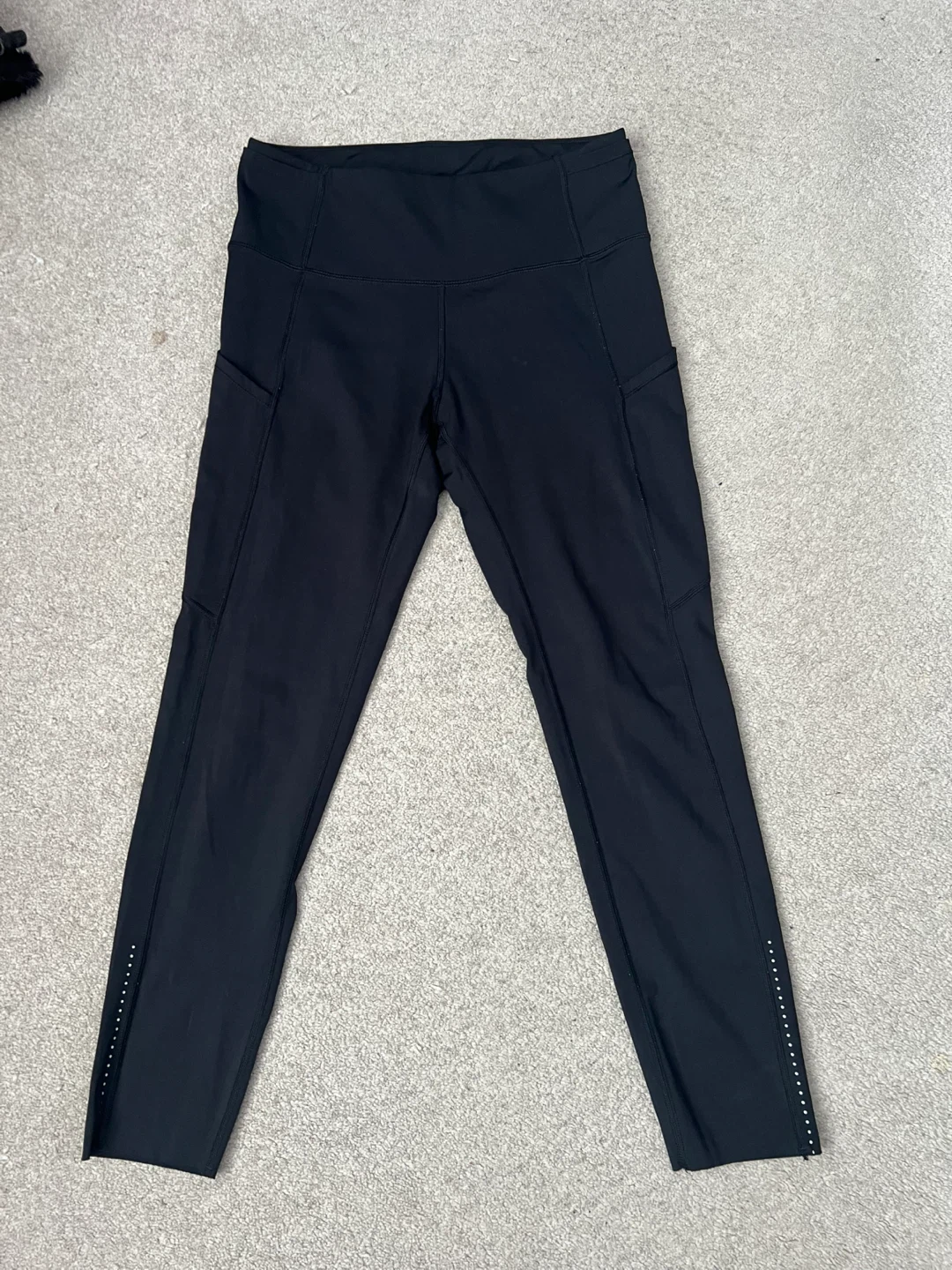 Lululemon Black Leggings with Pockets size 8
