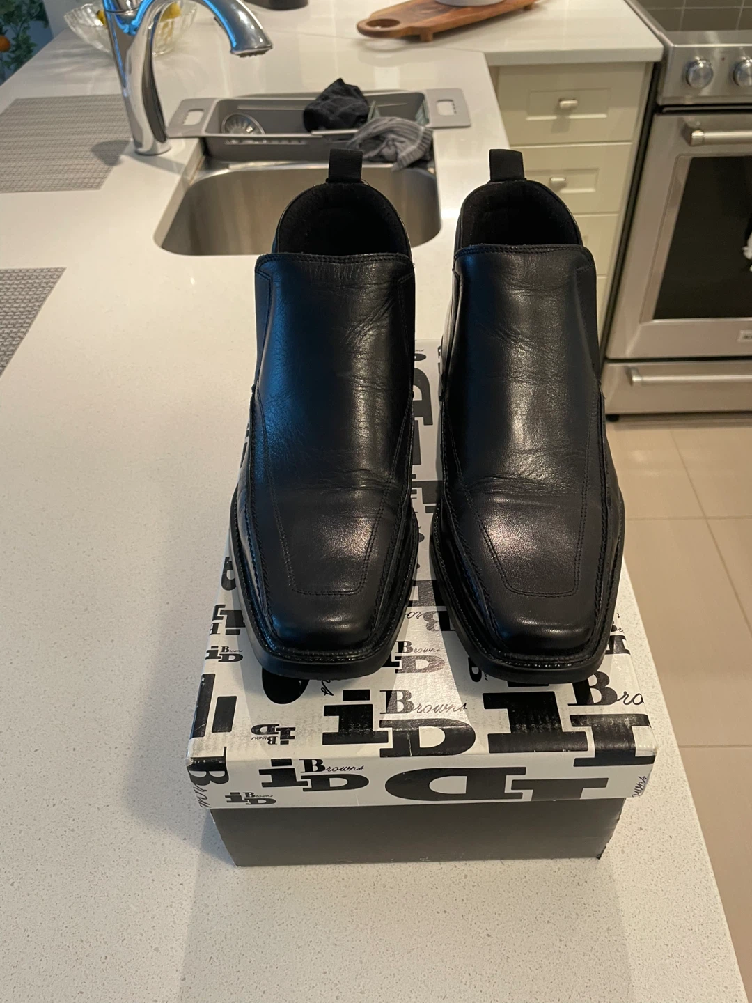 Browns Black Leather Chelsea Boots - photo 2