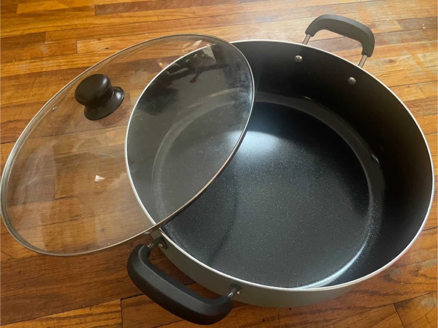Large Non-Stick Stock Pot with Glass Lid
