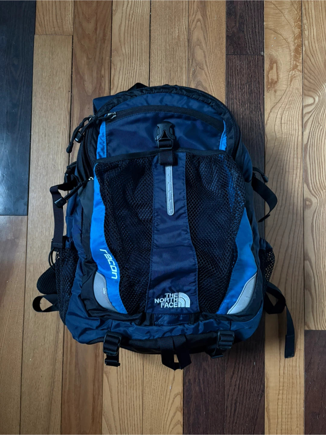 The North Face TNF Recon Backpack mec acg osprey - photo 2
