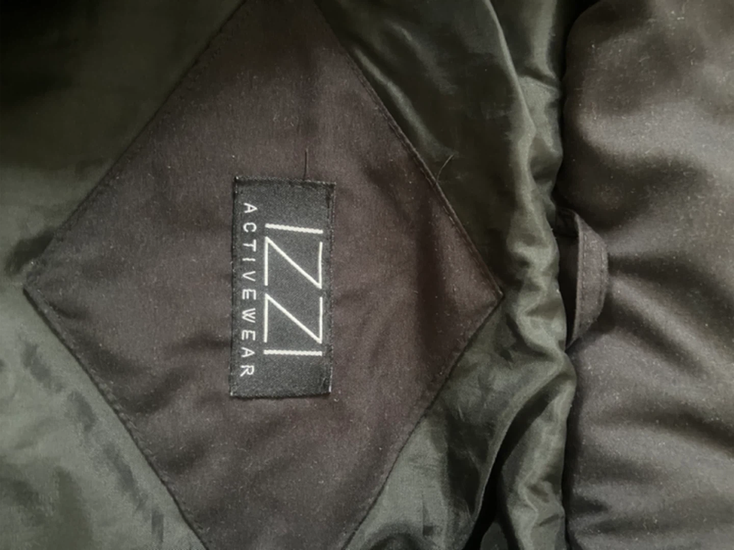 IZZI Activewear Quilted Jacket with Leopard Print Trim - photo 3