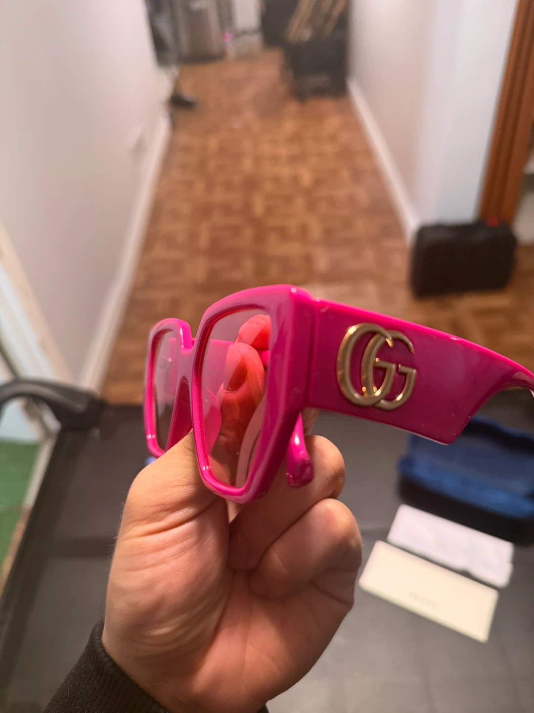 Gucci Pink Oversized Square Sunglasses - photo 3