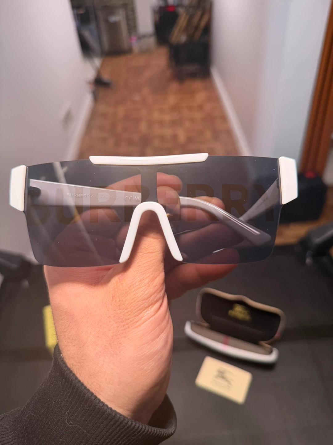Burberry White Sport Sunglasses - photo 2