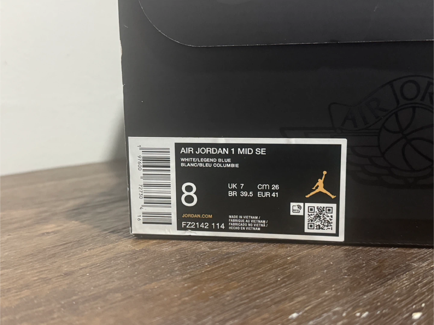 Air Jordan 1 Mid SE white and blue for men - photo 2