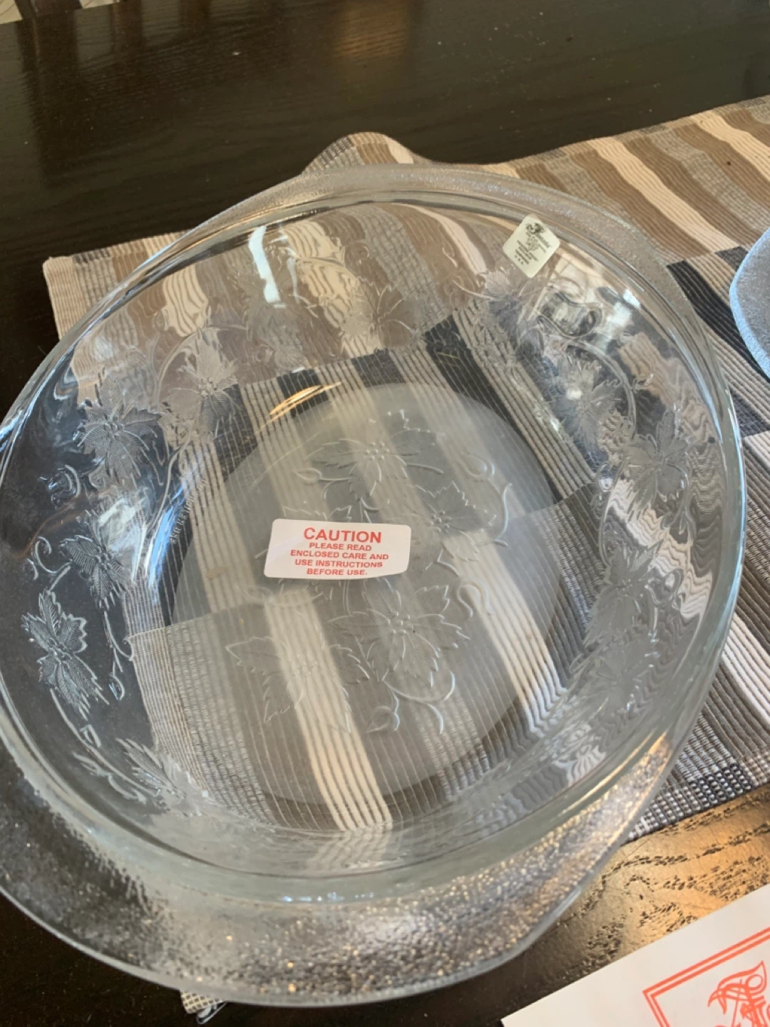 Fantasia 1.5 Quart Casserole Dish with Lid - photo 3