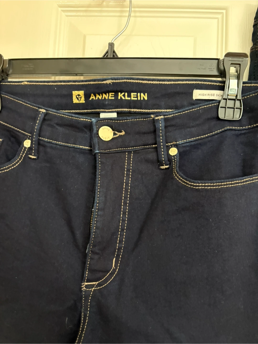 Anne Klein & Curve Apex Jeans - photo 3