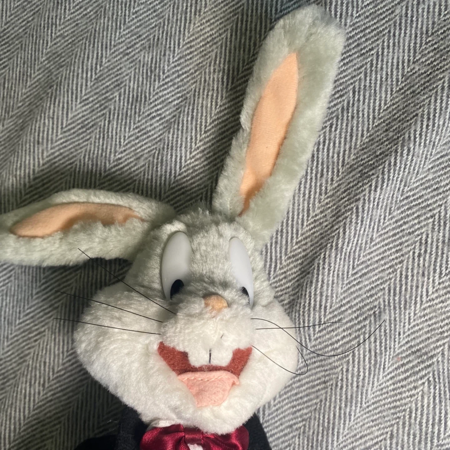 Vintage 90’s Bugs Bunny Plush Toy - photo 2