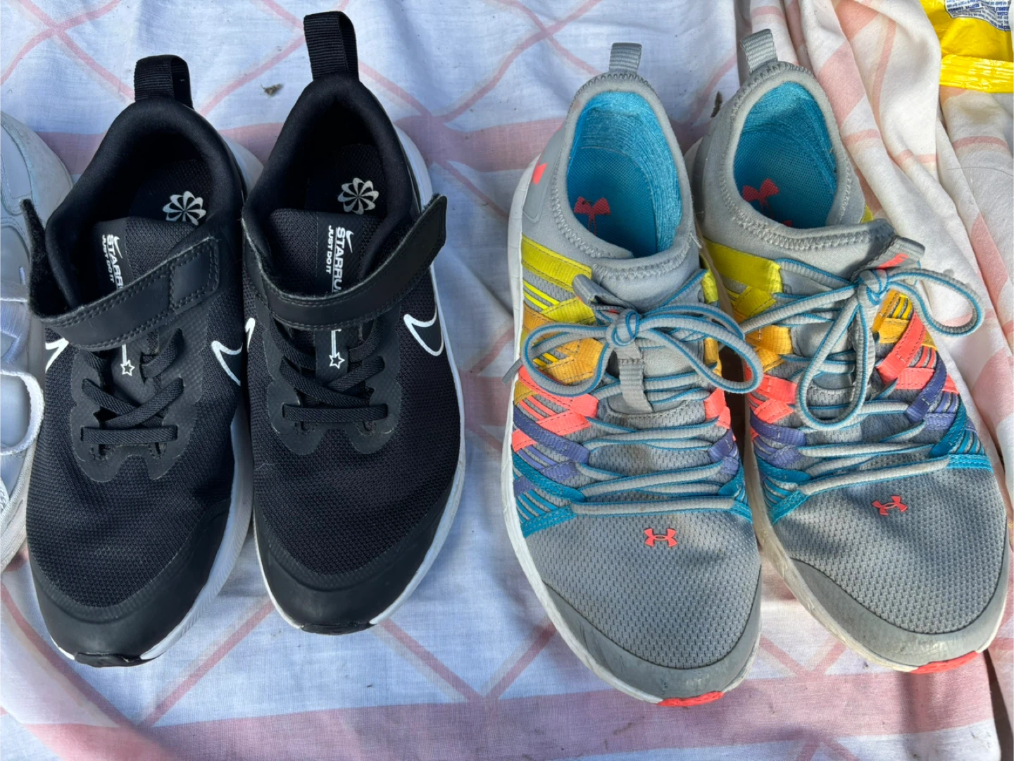 Shoes for kids 20 dollars each - photo 3