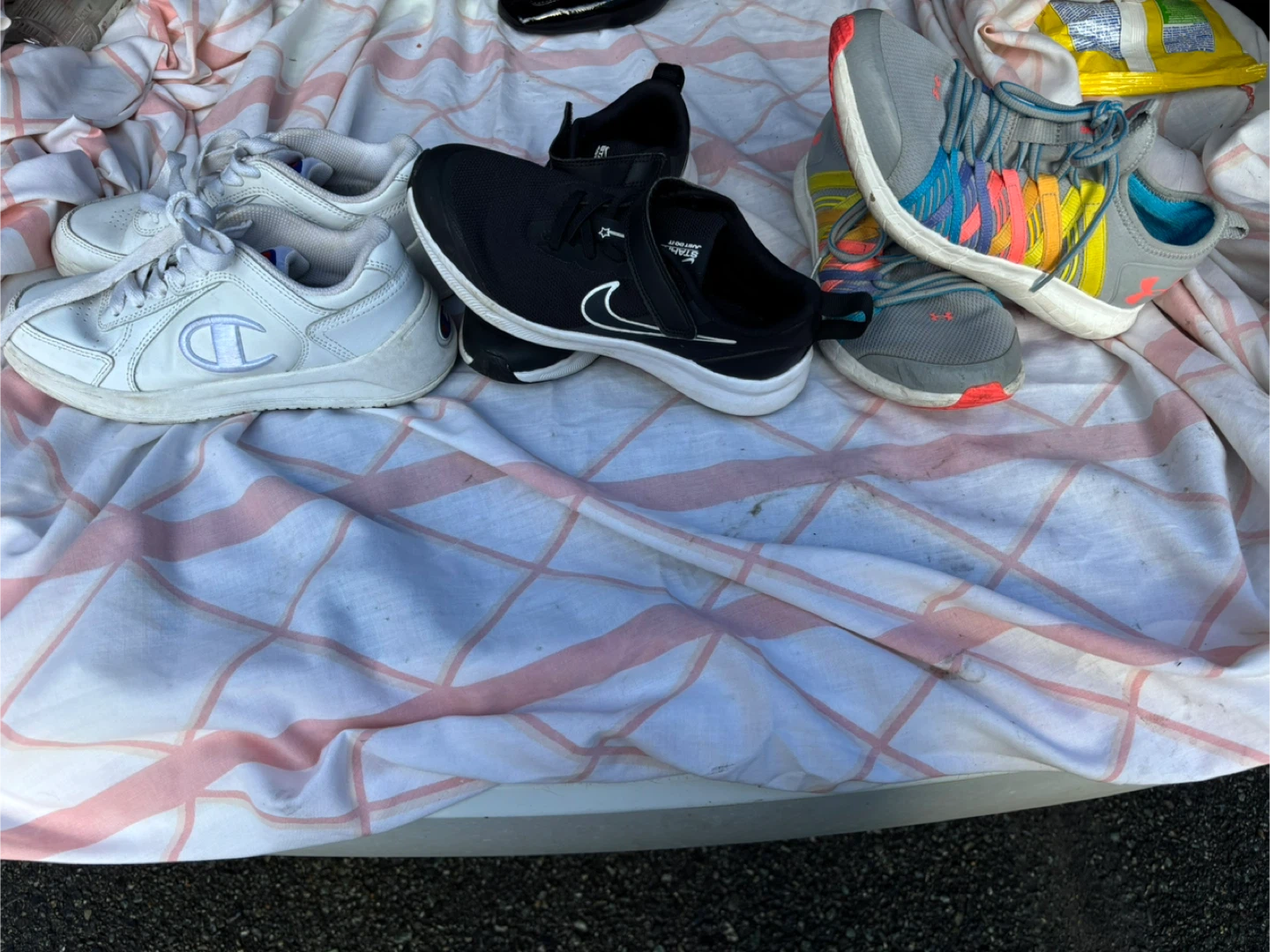 Shoes for kids 20 dollars each - photo 4