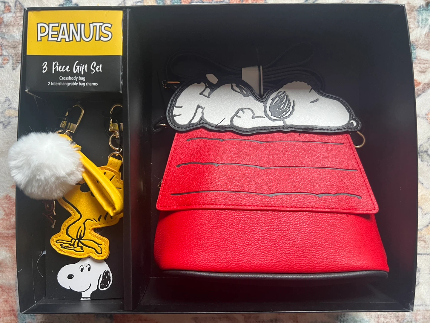 Peanuts 3 Piece Gift Set - Crossbody Bag & Charms