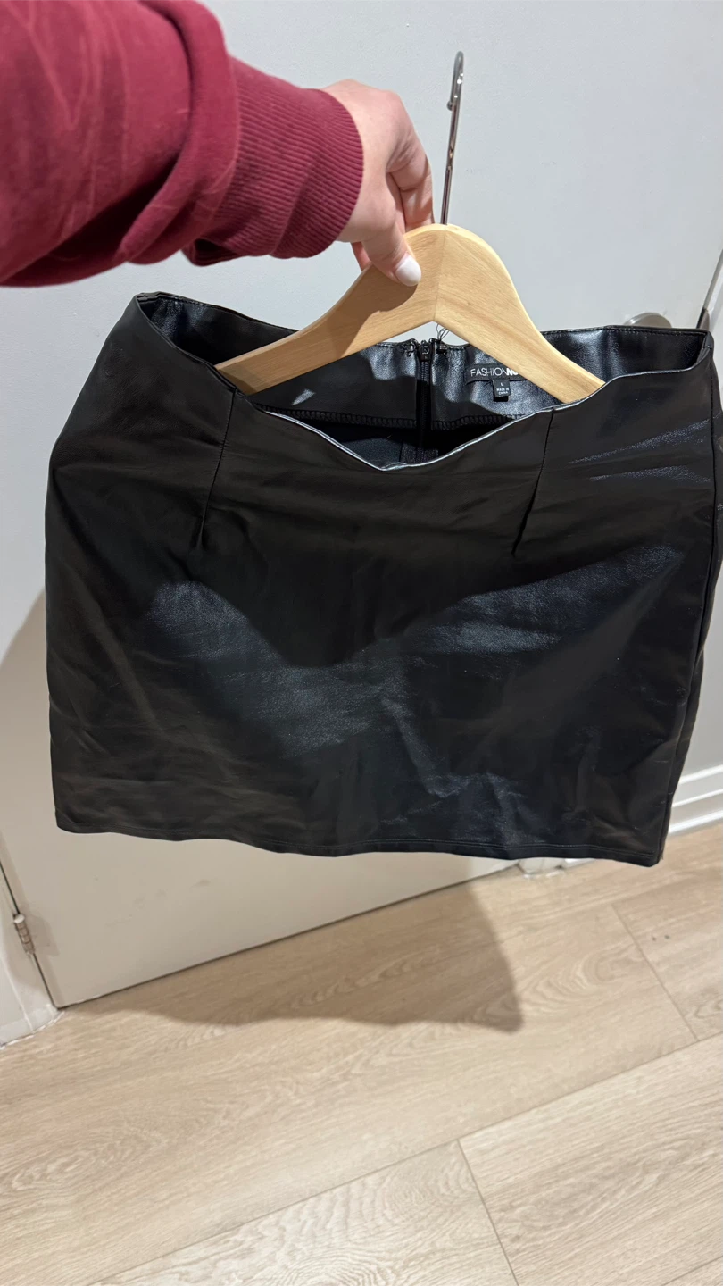Fashion Nova Black Faux Leather Mini Skirt - photo 2
