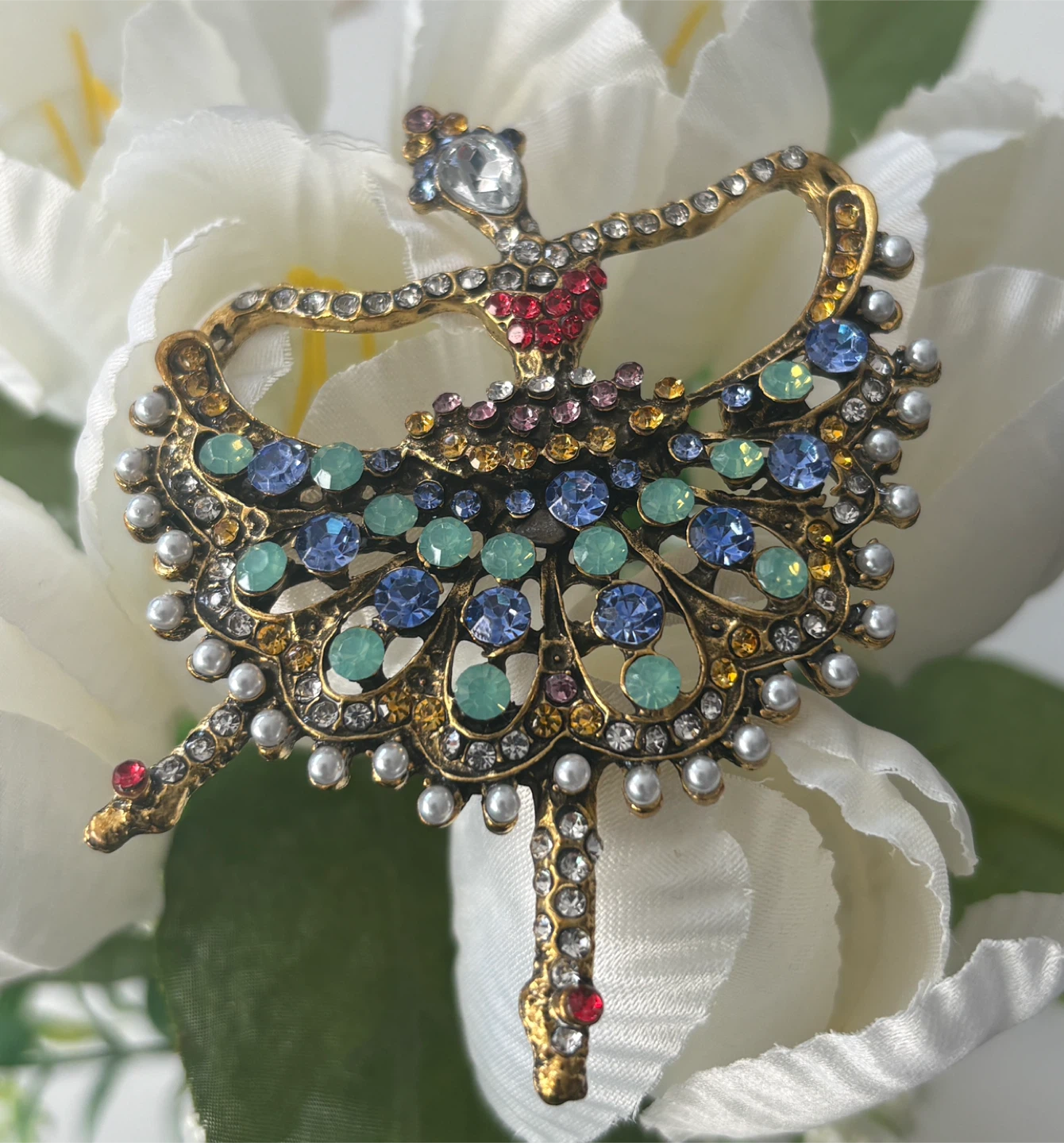 Dazzling Ballerina Brooch with Rhinestones and Pearls - photo 3