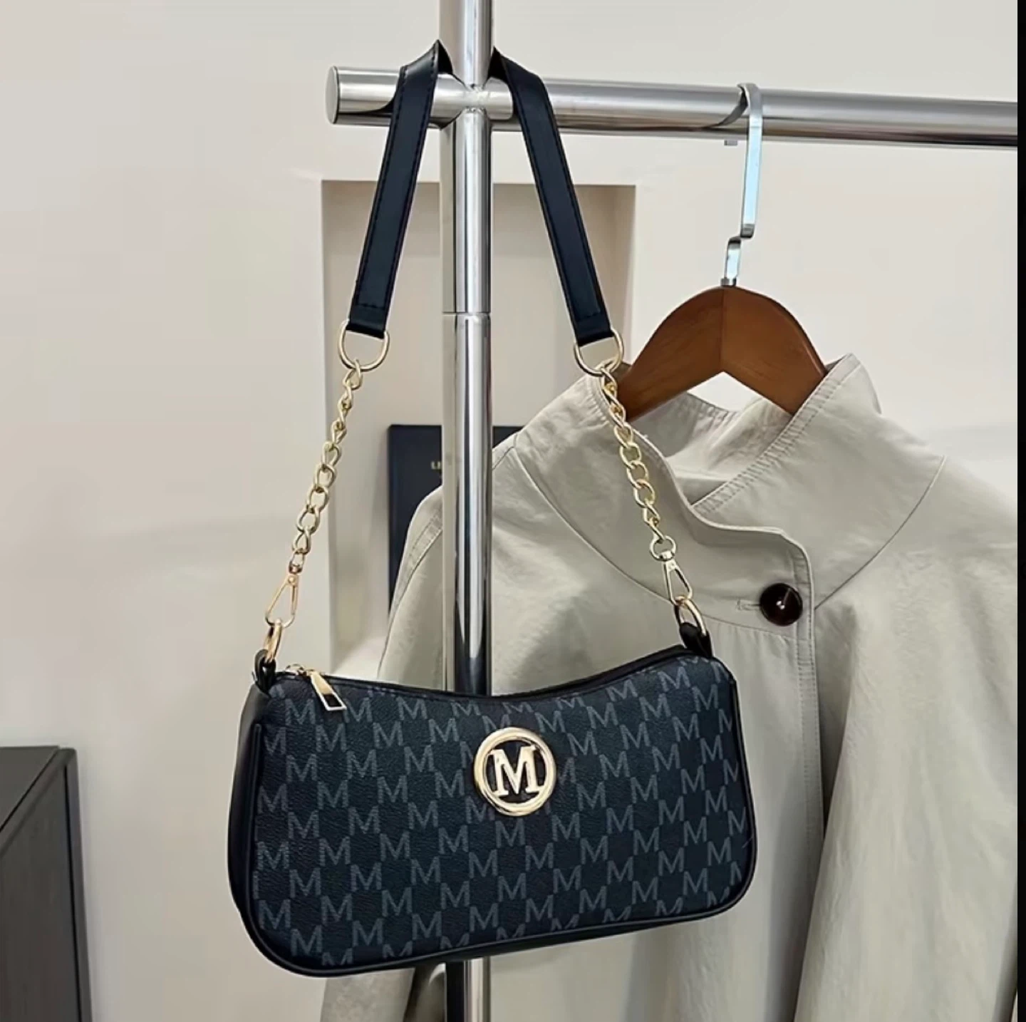 New! Black Shoulder Bag with Gold Chain - photo 2
