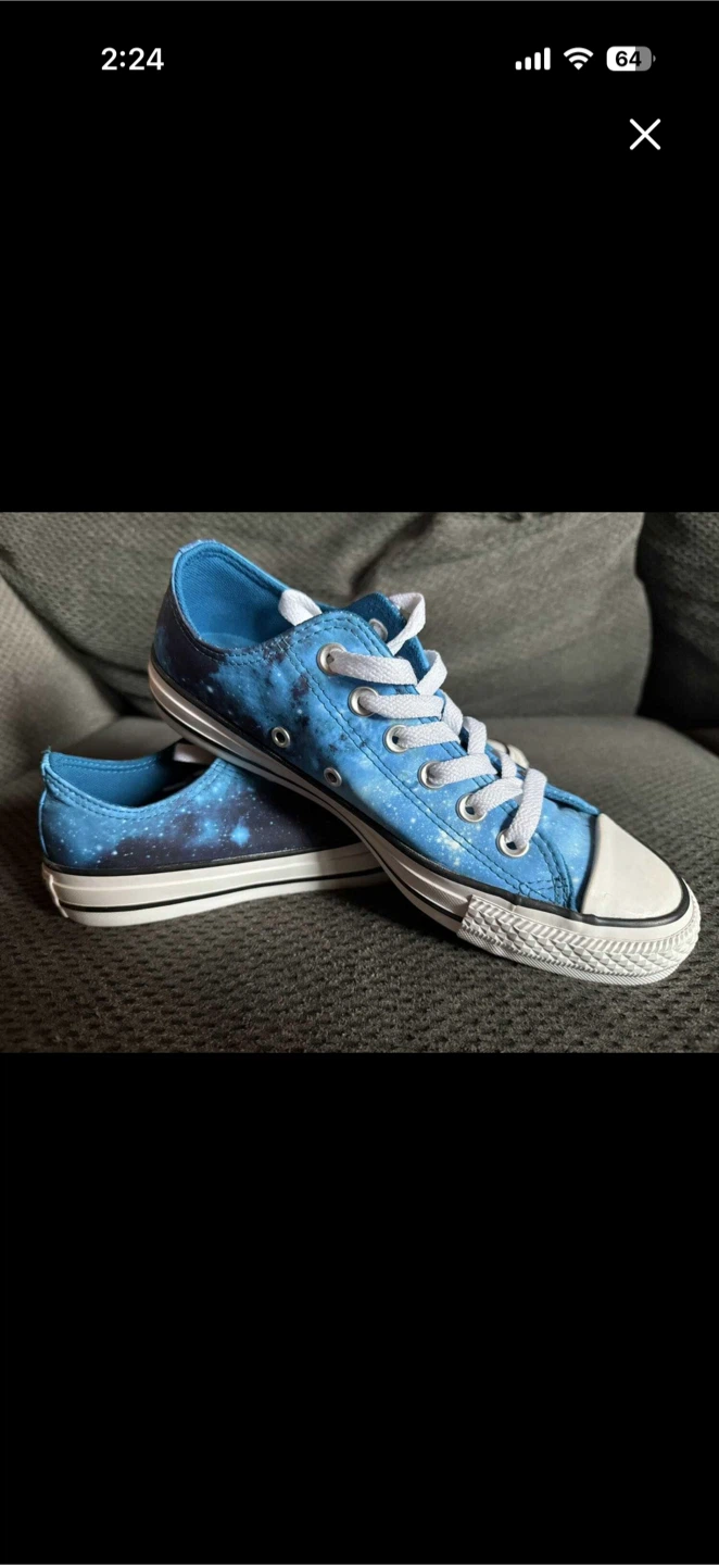 New Galaxy Converse - size 7.5 - photo 5
