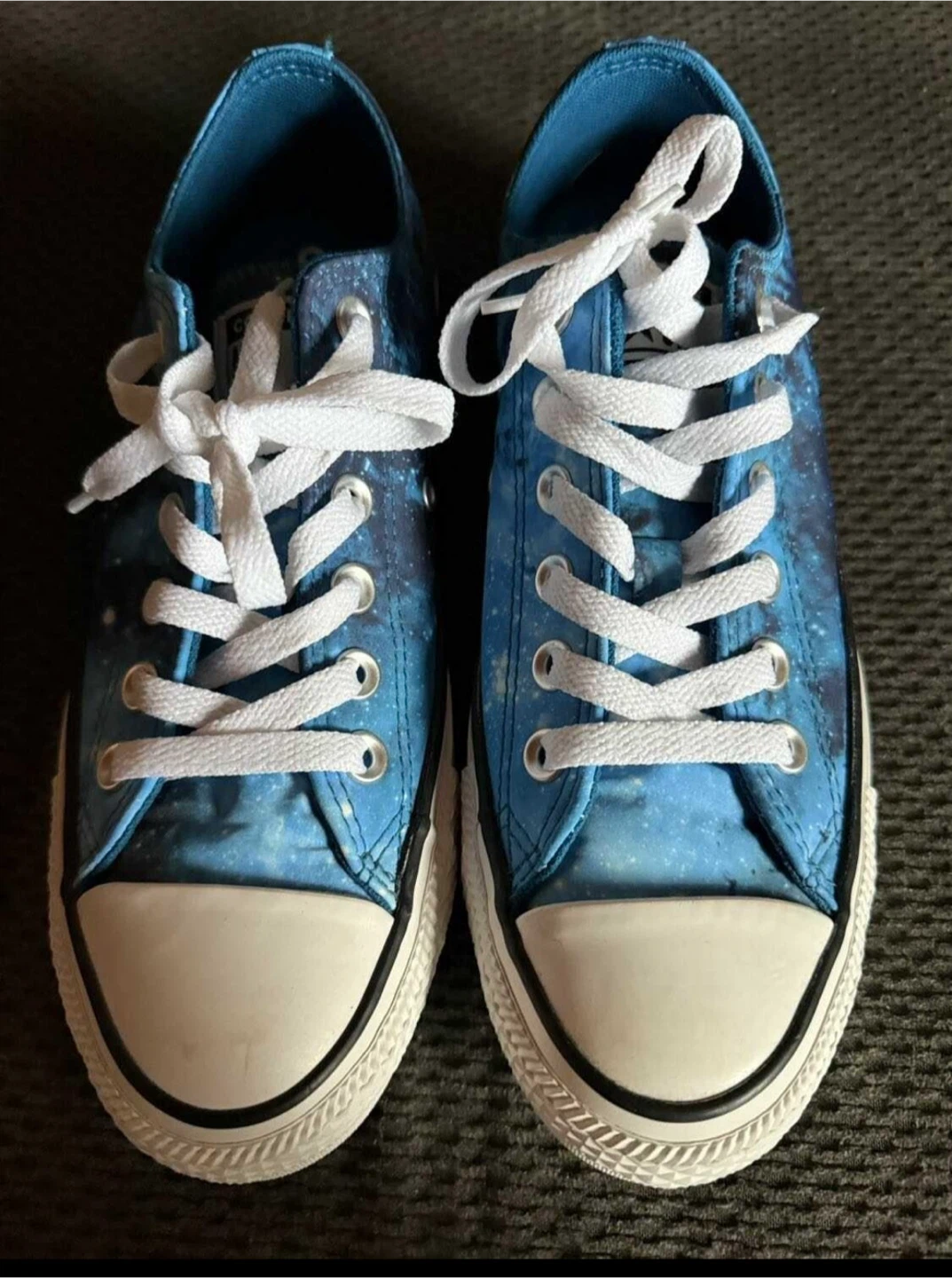 New Galaxy Converse - size 7.5 - photo 3
