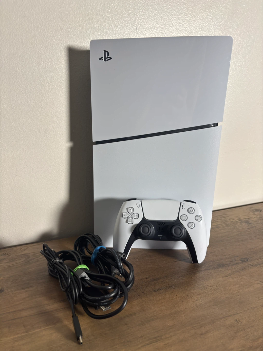 PS5 Slim Digital 1TB + Controller - Limited Time! - photo 2
