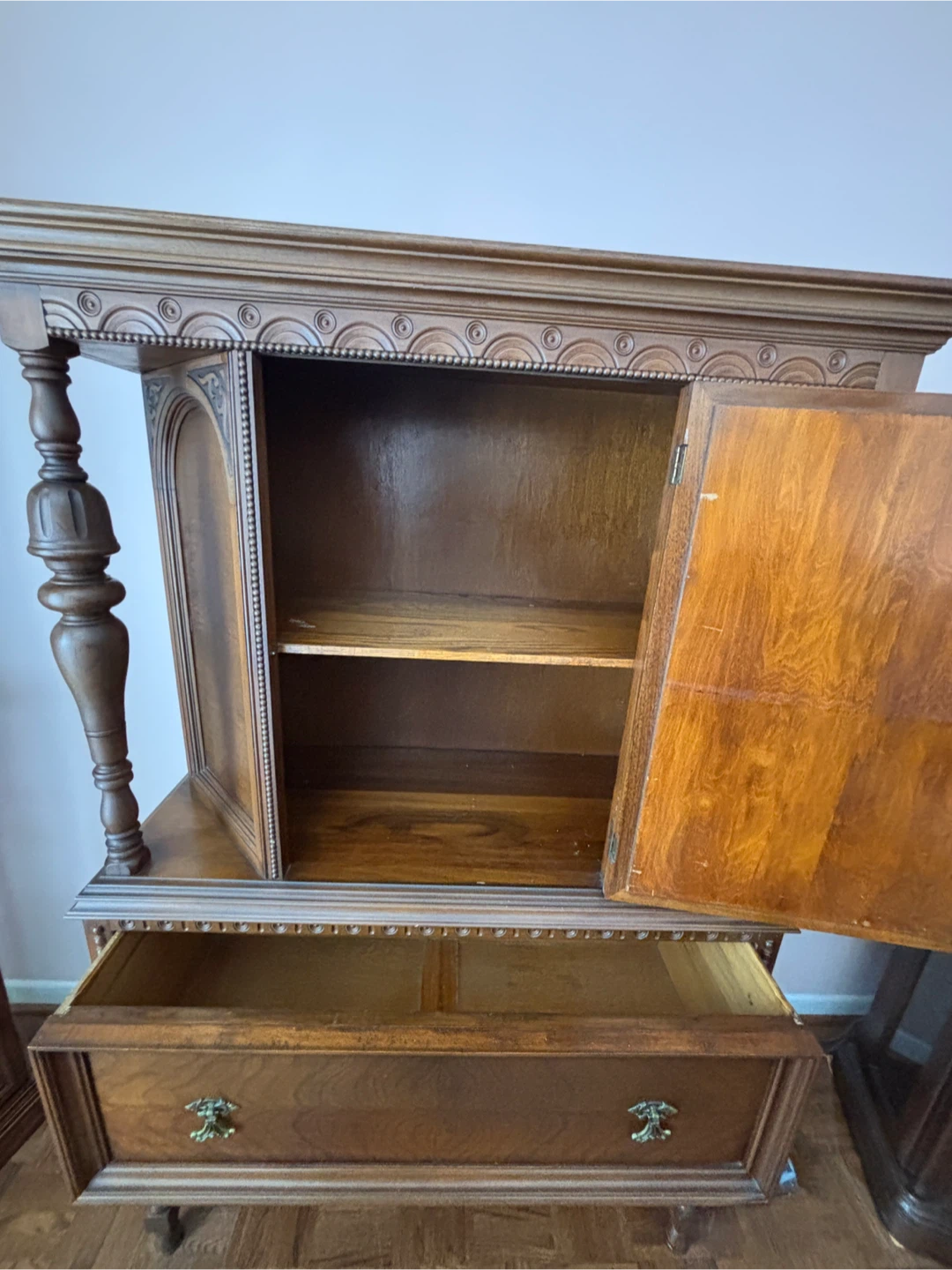 Vintage Solid Wood Hutch & Buffet Set - photo 3