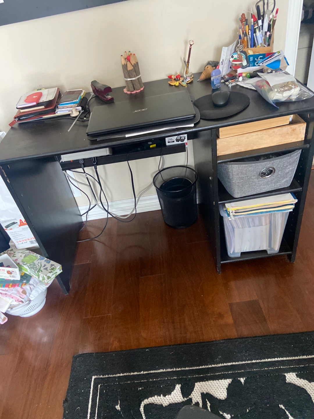 Black Wooden Desk and Chair Set 🧡