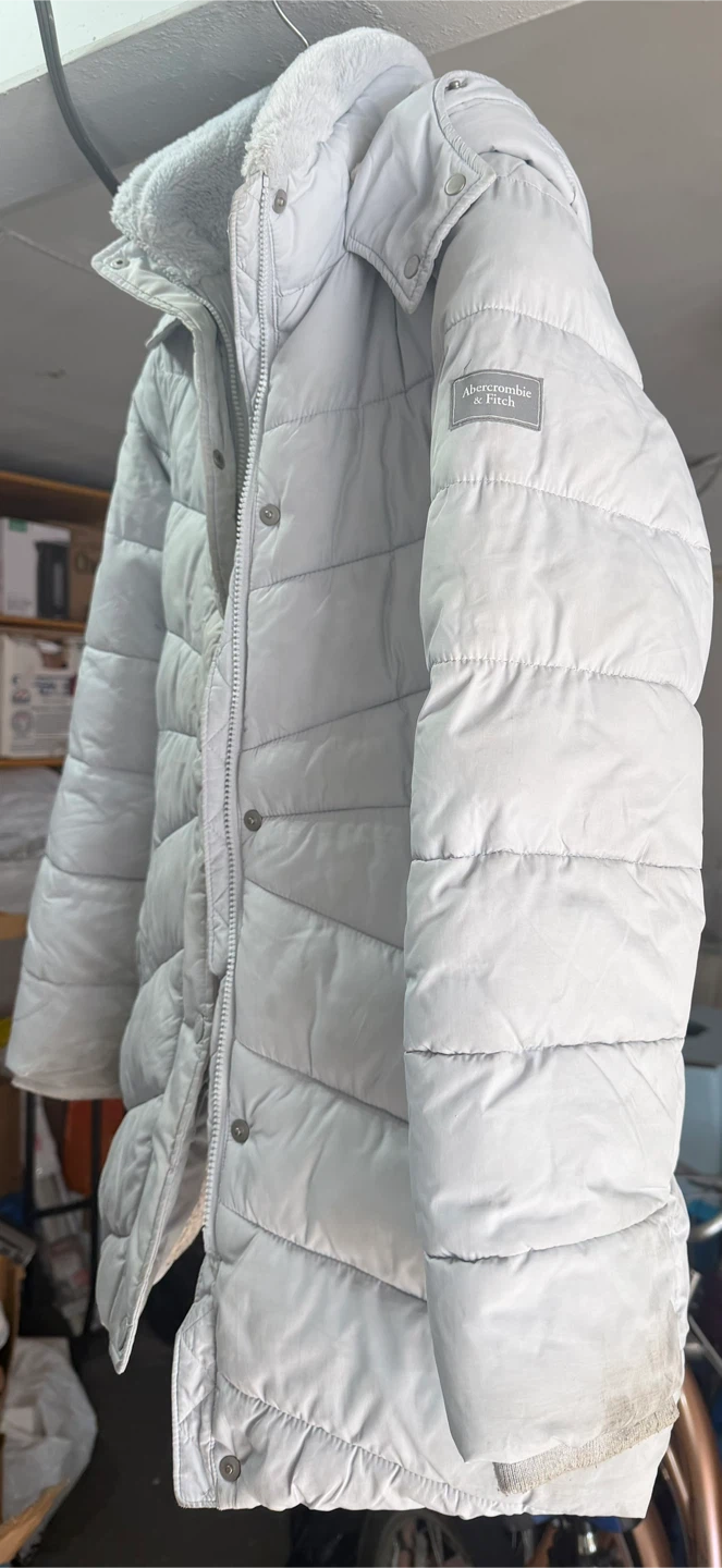 Abercrombie Kids Puffer Coat - Size 15/16 - photo 3