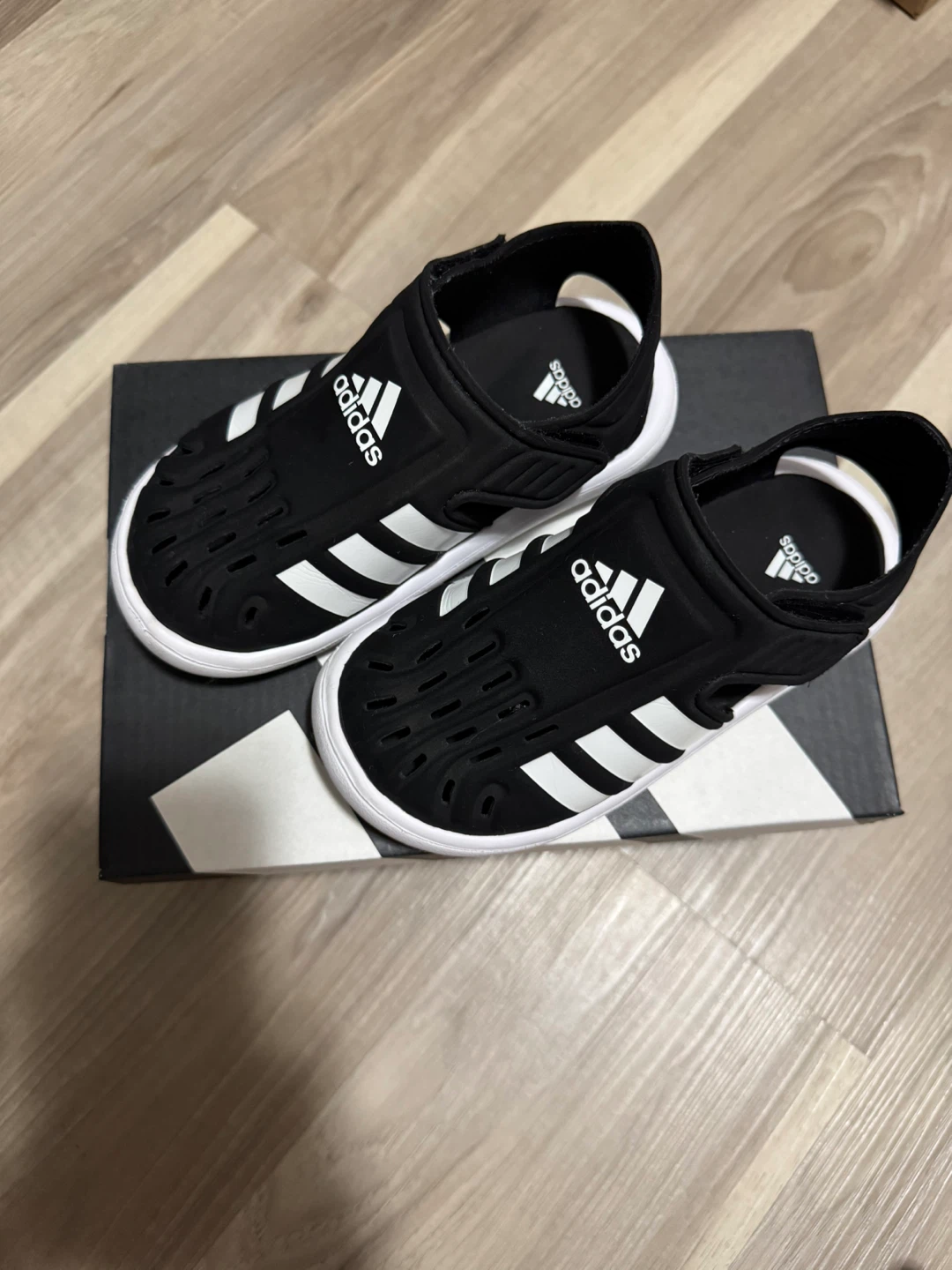 Adidas Kids' Closed-Toe Water Sandals Size 9K