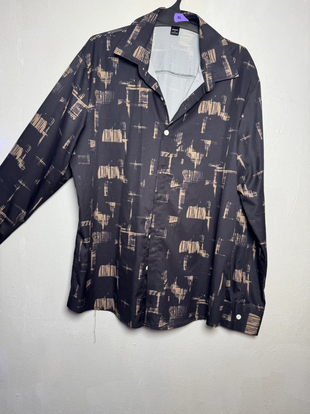 Manfinity Long Sleeve Button-Up Shirt