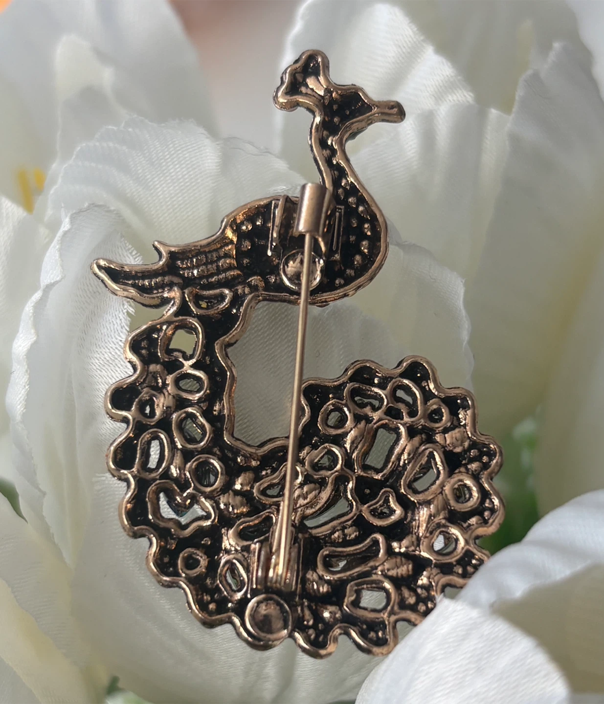 Gorgeous Peacock Brooch with Green and Blue Rhinestones - photo 2