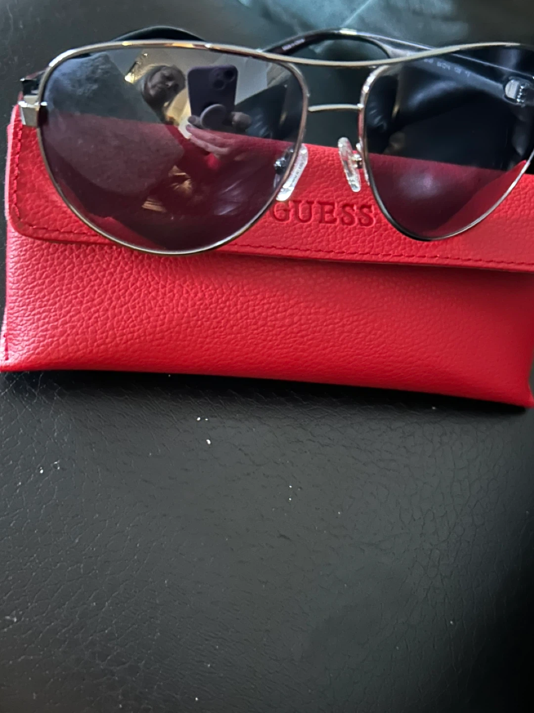 GUESS Aviator Sunglasses with Red Case - photo 5