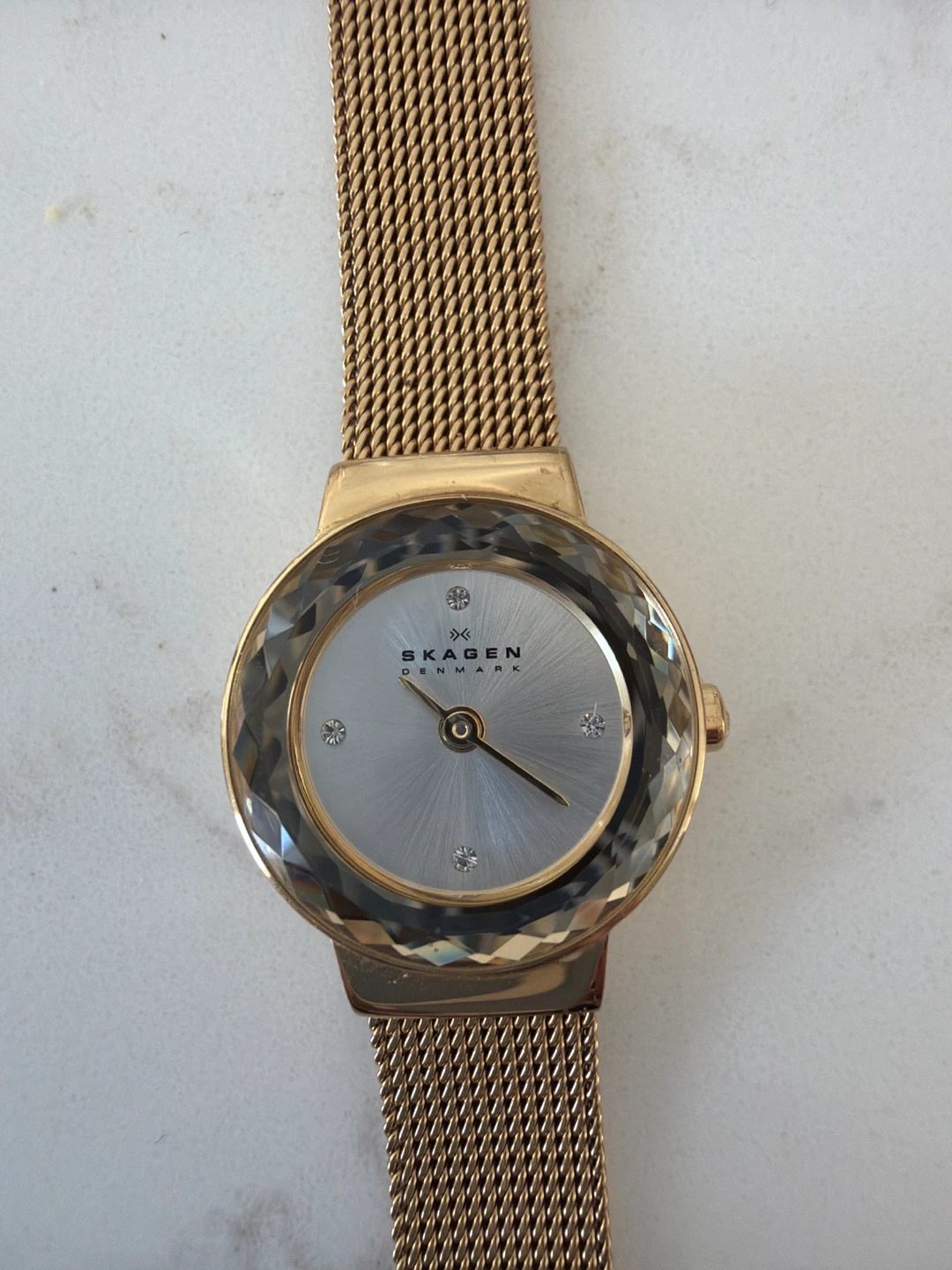Skagen SKW2186 Women's Gold Mesh Band Watch - photo 2