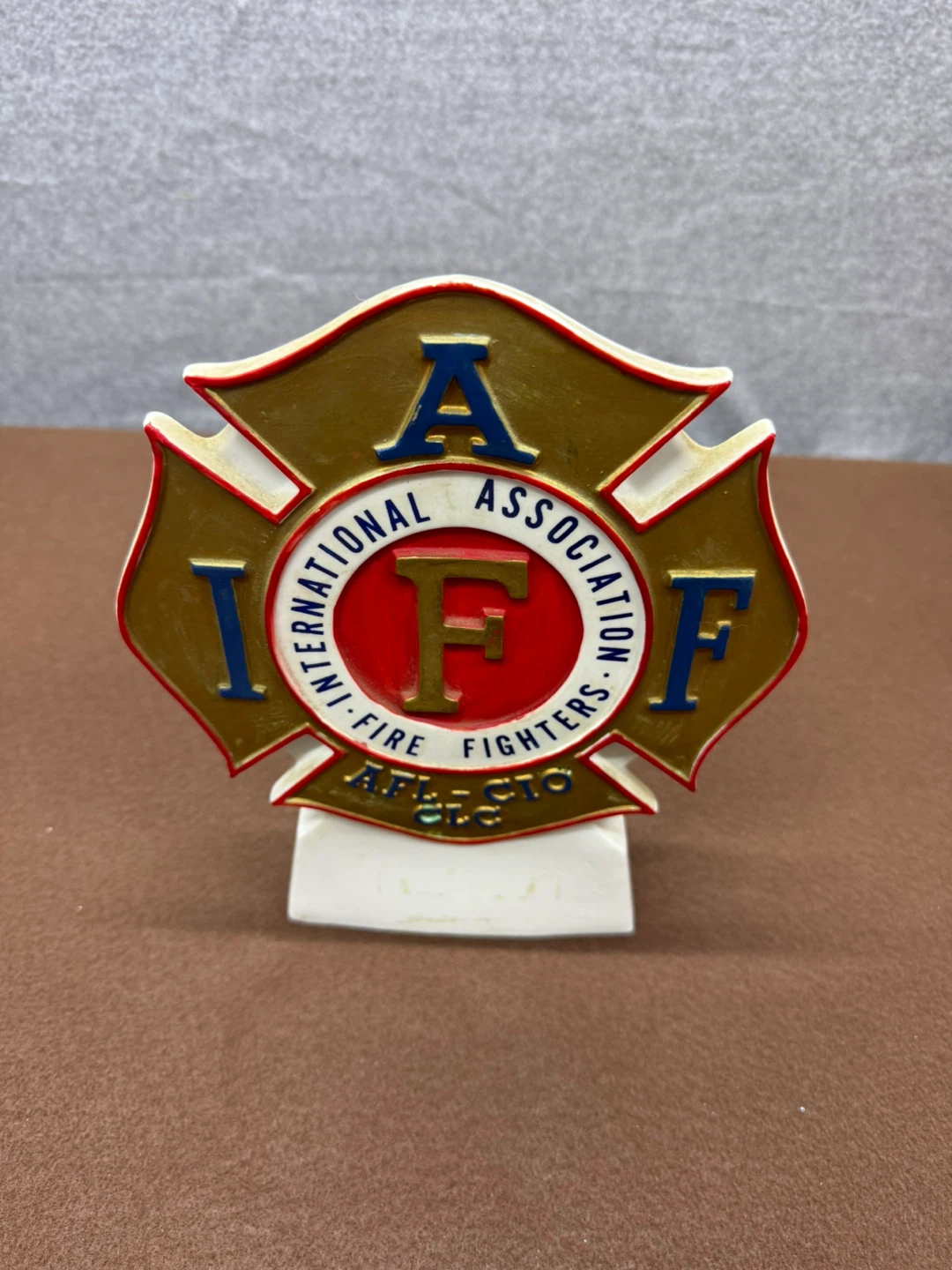 IAFF Firefighters Lionstone 1977  Porcelain Decanter - photo 3