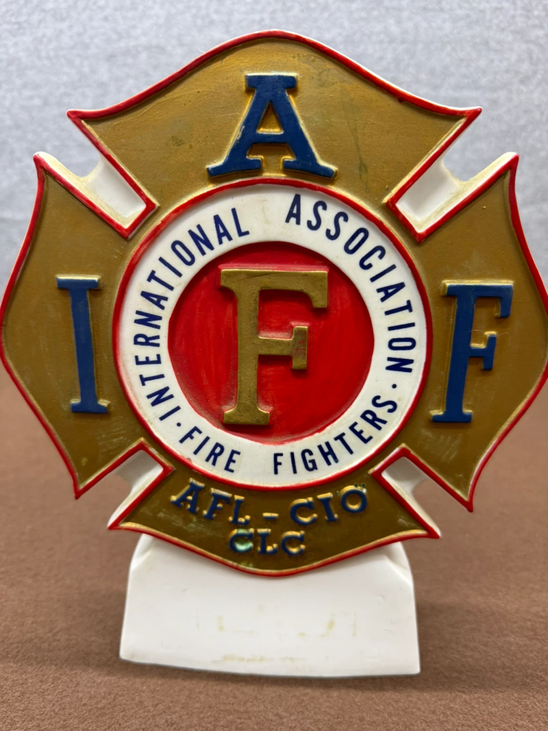 IAFF Firefighters Lionstone 1977  Porcelain Decanter - photo 2