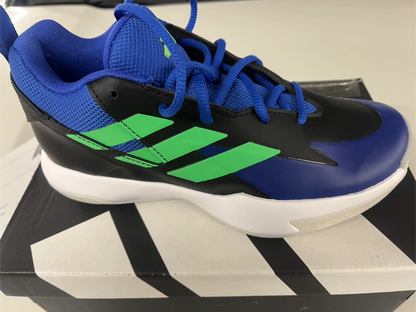 New Adidas Basketball Shoes - Size 4 Y