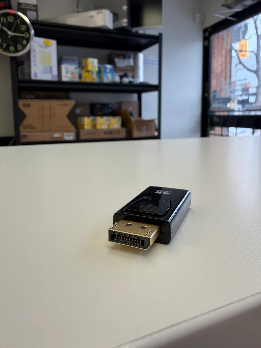 4K Ultra HD DisplayPort to HDMI Adapter - photo 2
