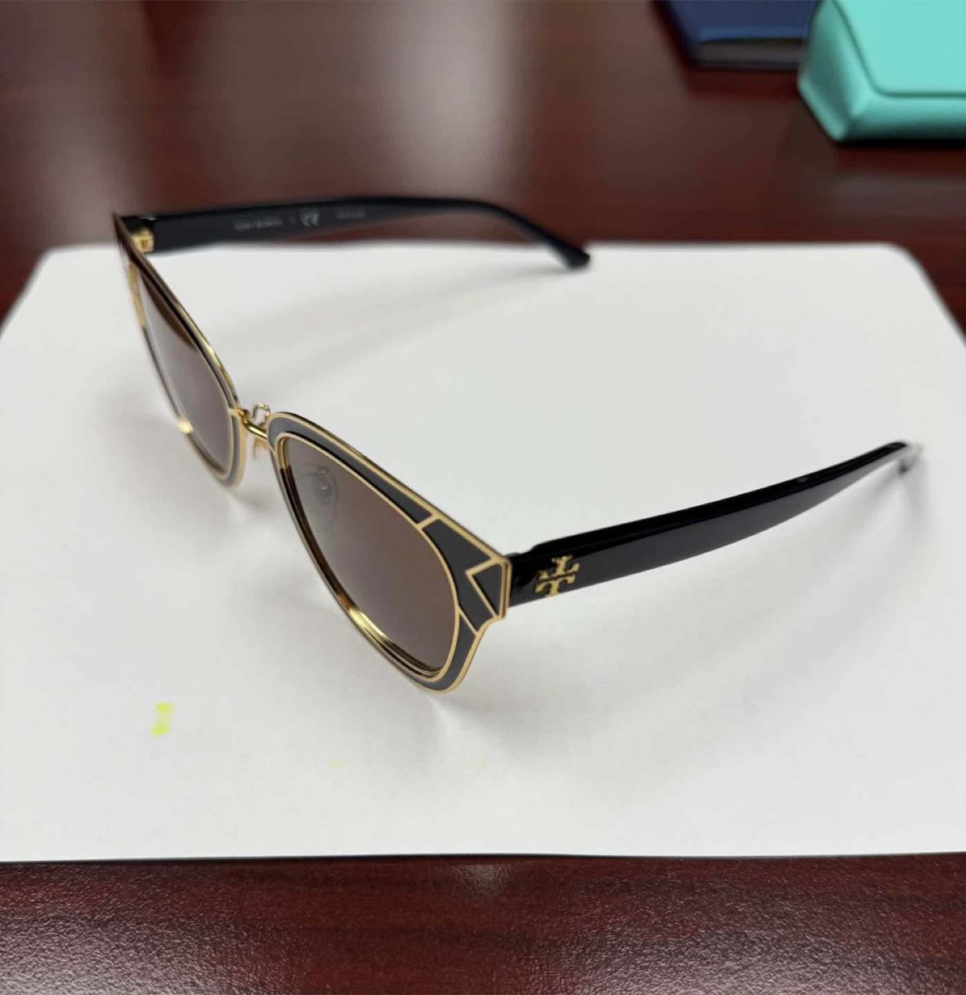 Tory Burch Sunglasses - photo 2