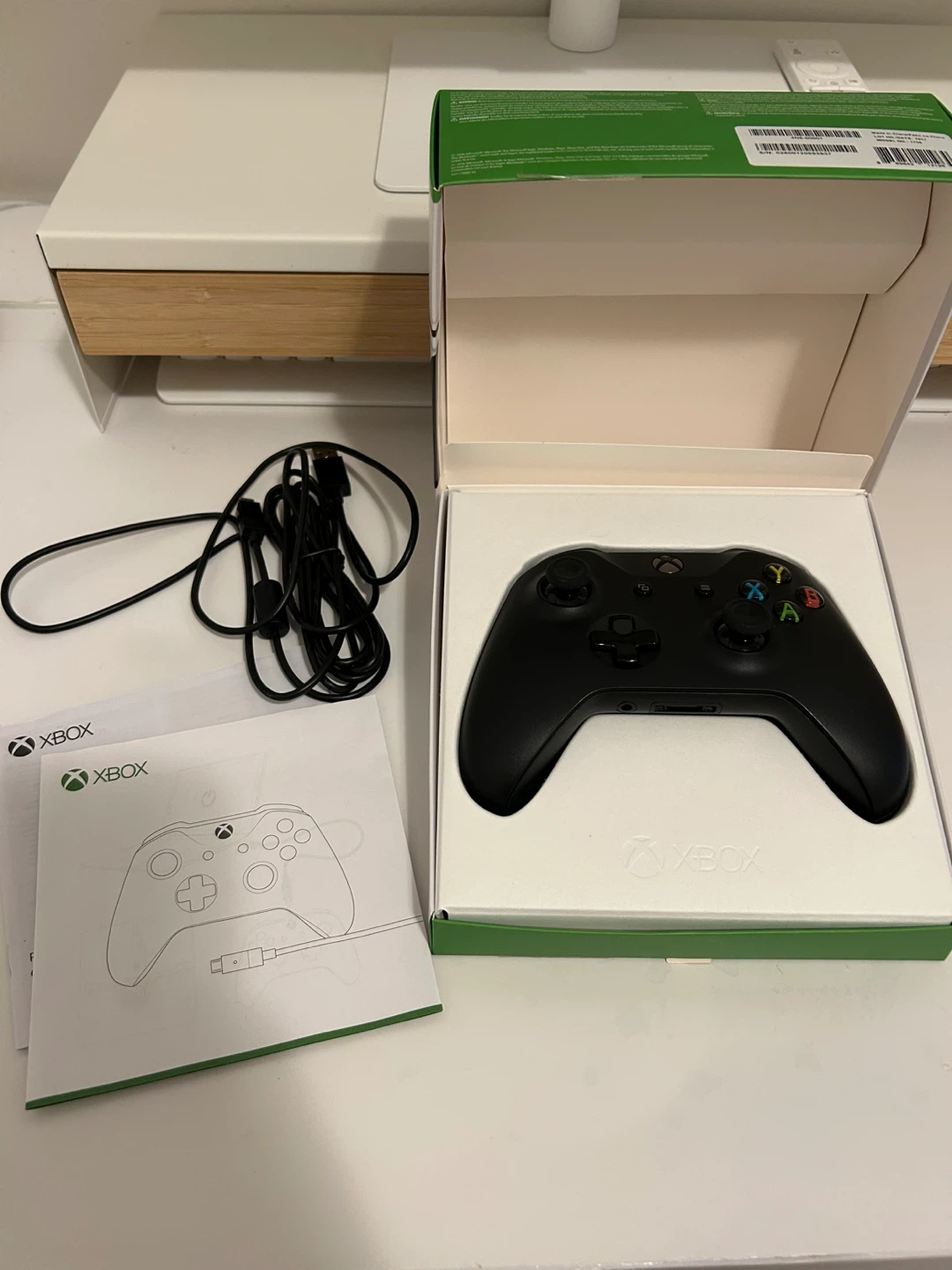 Xbox Wireless Controller with Cable for Windows - photo 3