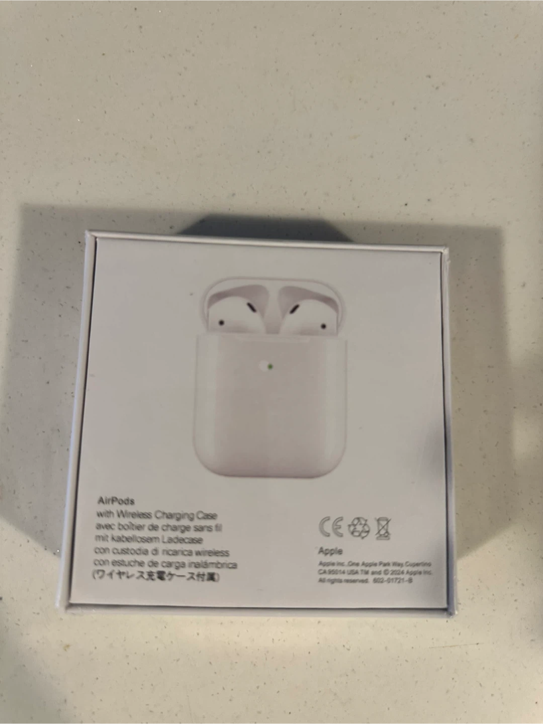 Apple AirPods with Wireless Charging Case (2nd Gen) - photo 2