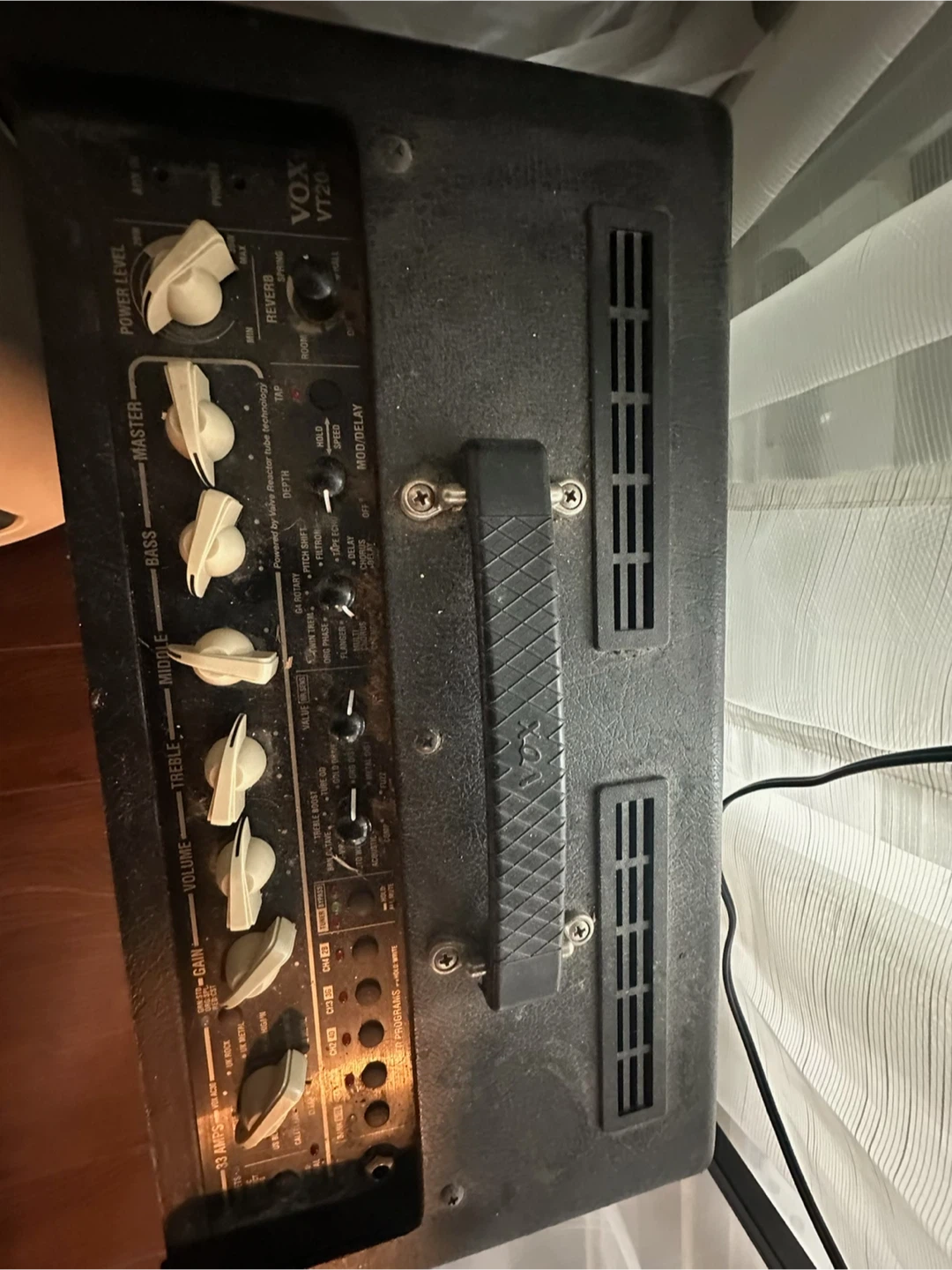 VOX guitar amp - photo 2