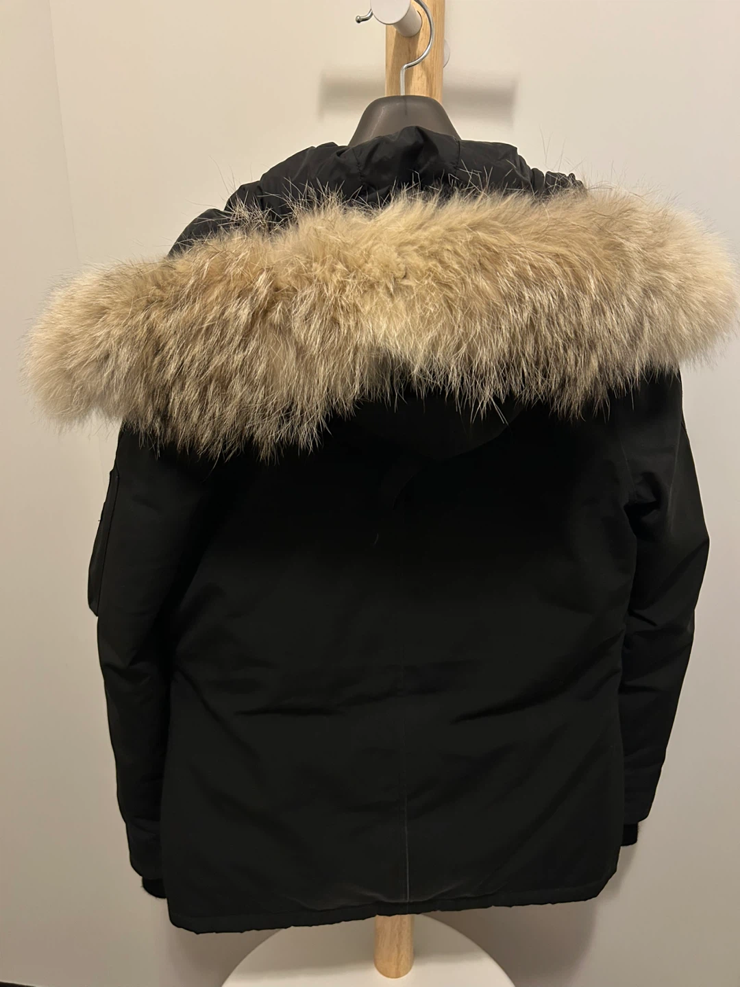 Women’s Canada Goose Montebello Parka - photo 2
