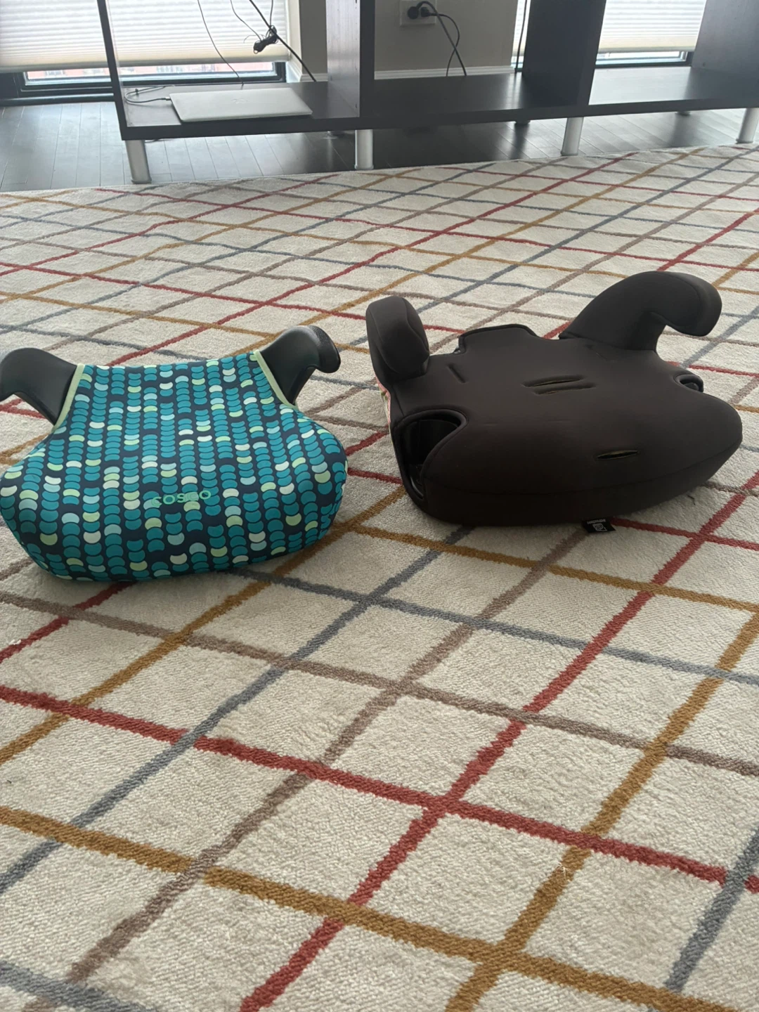 Booster seats for car - photo 2