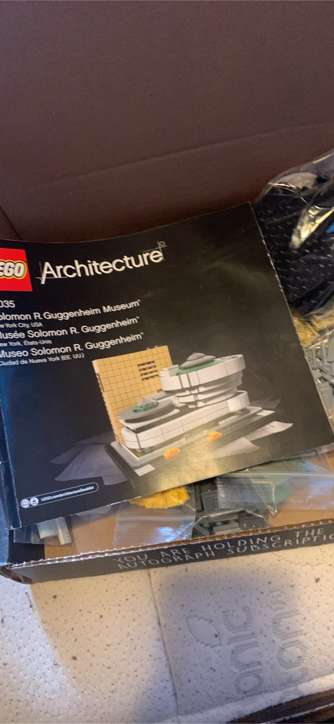 LEGO Solomon R. Guggenheim Museum 21035
