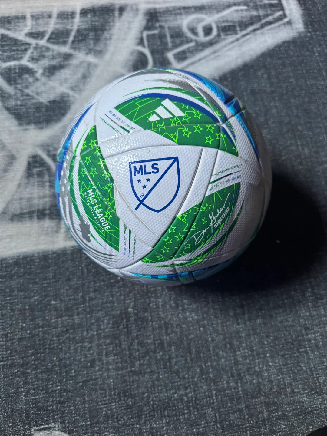 League FIFA Quality Soccer Balls - photo 4