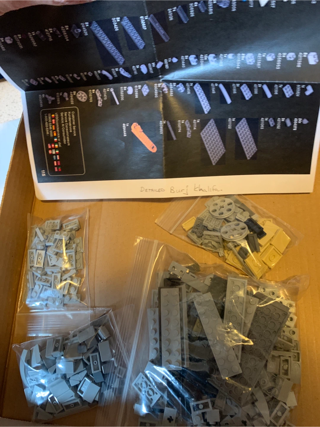 LEGO Burj Khalifa Set - photo 2